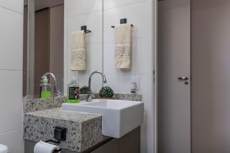 Banheiro da Suíte de apartamento à venda com 2 quartos, 89m² em Nova Suíça, Belo Horizonte