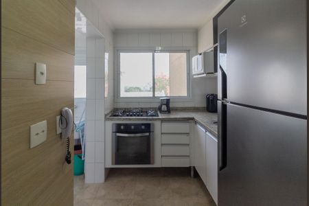 Apartamento para alugar com 75m², 2 quartos e 2 vagasCozinha