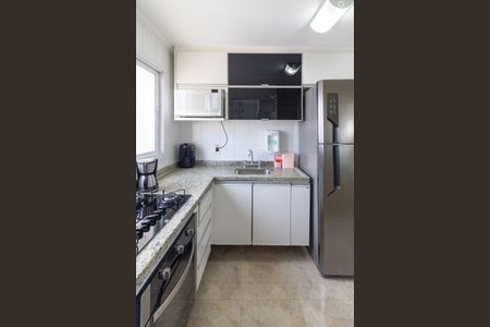 Apartamento para alugar com 75m², 2 quartos e 2 vagasCozinha
