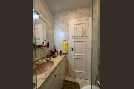 Apartamento à venda com 128m², 2 quartos e 1 vaga Apartamento à venda com 128m², 2 quartos e 1 vagaSuíte - banheiro