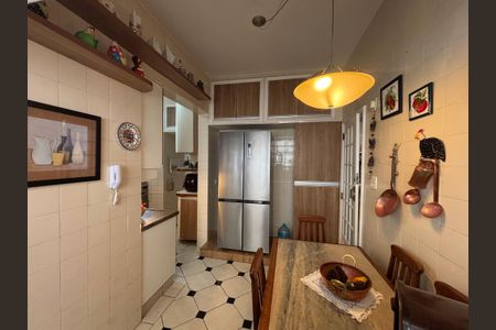 Apartamento à venda com 128m², 2 quartos e 1 vaga Apartamento à venda com 128m², 2 quartos e 1 vagaCozinha