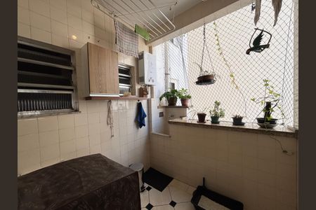 Apartamento à venda com 128m², 2 quartos e 1 vaga Apartamento à venda com 128m², 2 quartos e 1 vagaÁrea de serviço