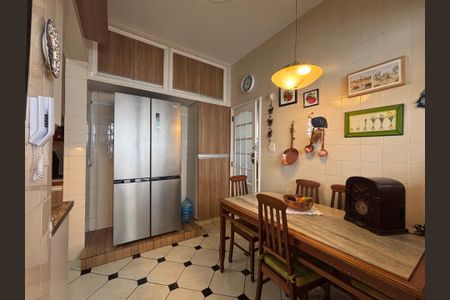 Apartamento à venda com 128m², 2 quartos e 1 vaga Apartamento à venda com 128m², 2 quartos e 1 vagaCozinha