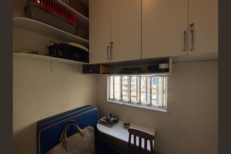 Apartamento à venda com 128m², 2 quartos e 1 vaga Apartamento à venda com 128m², 2 quartos e 1 vagaÁrea de serviço - suíte