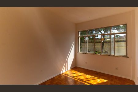 Apartamento para alugar com 61m², 2 quartos e sem vaga