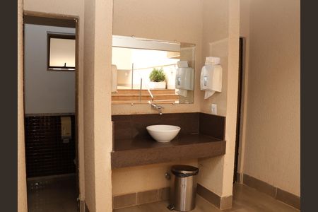 Apartamento para alugar com 76m², 3 quartos e 1 vagabanheiro area comum