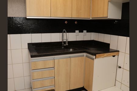Apartamento para alugar com 76m², 3 quartos e 1 vagaCozinha - Armários