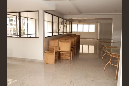 Apartamento para alugar com 76m², 3 quartos e 1 vagaÁrea comum - Salão de festas