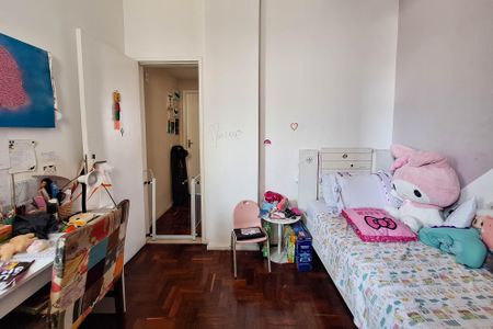 Apartamento à venda com 135m², 4 quartos e 2 vagasSuíte 2