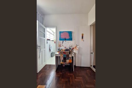 Apartamento à venda com 135m², 4 quartos e 2 vagasSuíte 2