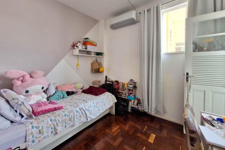 Apartamento à venda com 135m², 4 quartos e 2 vagasSuíte 2