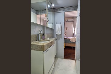 Apartamento à venda com 135m², 4 quartos e 2 vagasBanheiro da Suíte 3