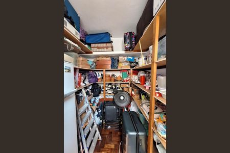 Apartamento à venda com 135m², 4 quartos e 2 vagasQuarto de Serviço