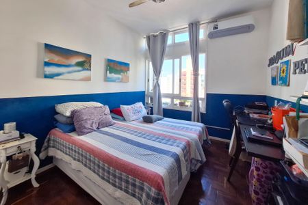 Apartamento à venda com 135m², 4 quartos e 2 vagasSuíte 1