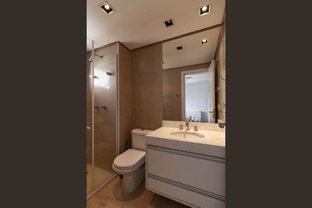 Apartamento à venda com 170m², 3 quartos e 3 vagas Apartamento à venda com 170m², 3 quartos e 3 vagasBanheiro da Suíte 2