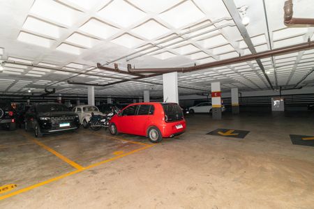 Apartamento à venda com 170m², 3 quartos e 3 vagas Apartamento à venda com 170m², 3 quartos e 3 vagasÁrea comum