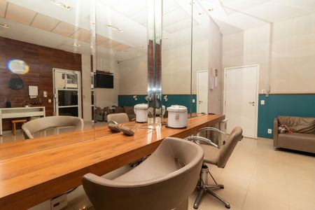 Apartamento à venda com 170m², 3 quartos e 3 vagas Apartamento à venda com 170m², 3 quartos e 3 vagasÁrea comum