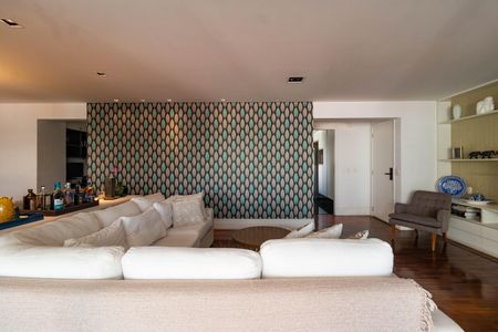 Apartamento à venda com 170m², 3 quartos e 3 vagas Apartamento à venda com 170m², 3 quartos e 3 vagasSala