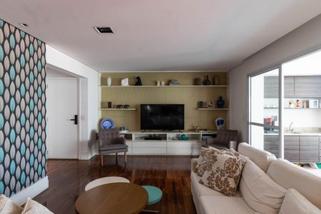 Apartamento à venda com 170m², 3 quartos e 3 vagas Apartamento à venda com 170m², 3 quartos e 3 vagasSala