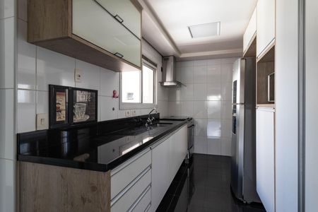 Apartamento à venda com 170m², 3 quartos e 3 vagas Apartamento à venda com 170m², 3 quartos e 3 vagasCozinha