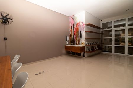 Apartamento à venda com 170m², 3 quartos e 3 vagas Apartamento à venda com 170m², 3 quartos e 3 vagasÁrea comum