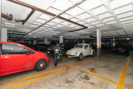 Apartamento à venda com 170m², 3 quartos e 3 vagas Apartamento à venda com 170m², 3 quartos e 3 vagasÁrea comum