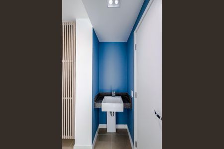 Studio para alugar com 37m², 1 quarto e sem vaga Studio para alugar com 37m², 1 quarto e sem vagaBanheiro