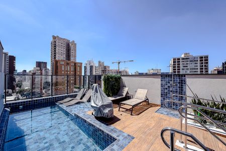 Studio para alugar com 37m², 1 quarto e sem vaga Studio para alugar com 37m², 1 quarto e sem vagaÁrea comum - Piscina