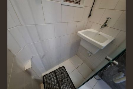 Banheiro de apartamento para alugar com 1 quarto, 25m² em Lapa, Rio de Janeiro