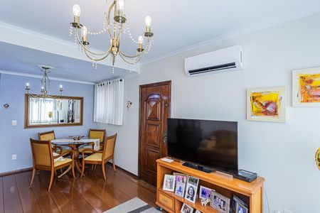 Sala de casa à venda com 3 quartos, 160m² em Vila Bonilha, São Paulo