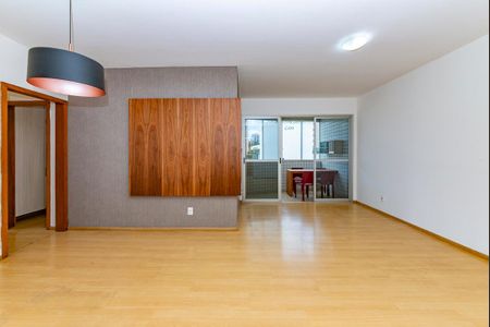 Apartamento à venda com 101m², 3 quartos e 2 vagasSala