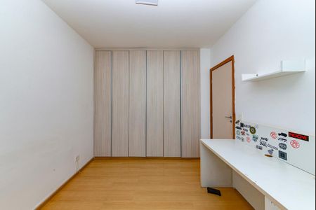 Apartamento à venda com 101m², 3 quartos e 2 vagasQuarto 3