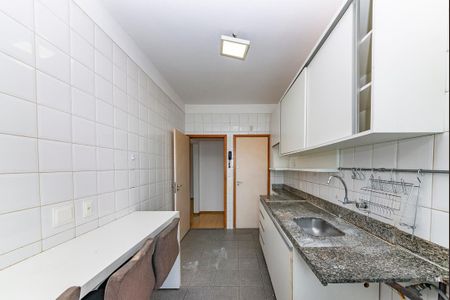 Apartamento à venda com 101m², 3 quartos e 2 vagasCozinha