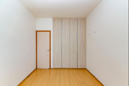 Apartamento à venda com 101m², 3 quartos e 2 vagasQuarto 2