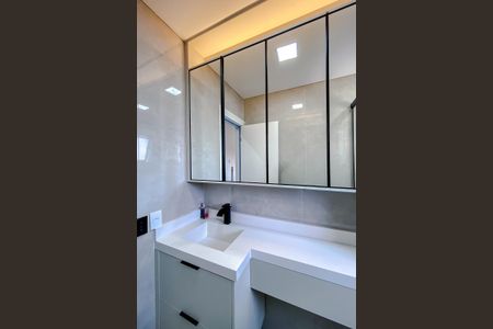 Apartamento à venda com 96m², 3 quartos e 2 vagasBanheiro da Suíte