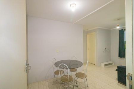 Sala de apartamento à venda com 2 quartos, 44m² em Estância Velha, Canoas