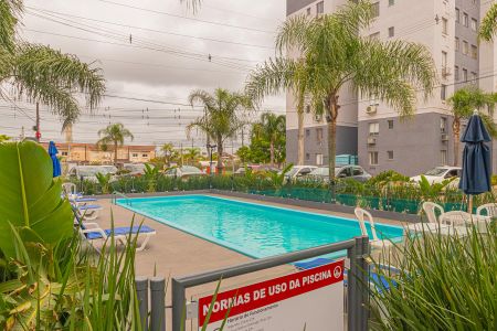 Apartamento à venda com 44m², 2 quartos e 1 vaga Apartamento à venda com 44m², 2 quartos e 1 vagaÁrea comum - Piscina