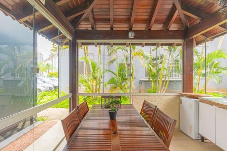 Apartamento à venda com 44m², 2 quartos e 1 vaga Apartamento à venda com 44m², 2 quartos e 1 vagaÁrea comum - Churrasqueira