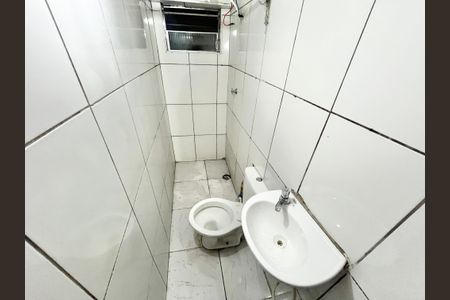 Casa de condomínio para alugar com 35m², 1 quarto e sem vaga Casa de condomínio para alugar com 35m², 1 quarto e sem vagaBanheiro