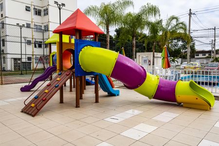 Apartamento para alugar com 46m², 2 quartos e 1 vagaÁrea comum - Playground