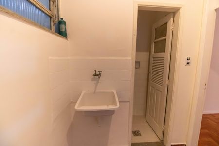 Apartamento à venda com 60m², 2 quartos e sem vaga Apartamento à venda com 60m², 2 quartos e sem vagaÁrea de Serviço