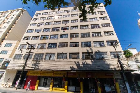 Apartamento à venda com 60m², 2 quartos e sem vaga Apartamento à venda com 60m², 2 quartos e sem vagaFachada