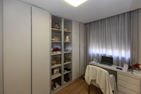Apartamento à venda com 126m², 3 quartos e 3 vagasQuarto 1