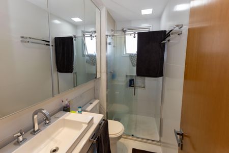 Apartamento à venda com 126m², 3 quartos e 3 vagasBanheiro da Suíte 1