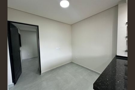 Sala de casa para alugar com 1 quarto, 40m² em Vila Pouso Alegre, Barueri