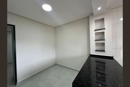 Sala de casa para alugar com 1 quarto, 40m² em Vila Pouso Alegre, Barueri