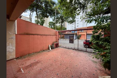 Casa à venda com 170m², 4 quartos e 2 vagas Casa à venda com 170m², 4 quartos e 2 vagasGaragem