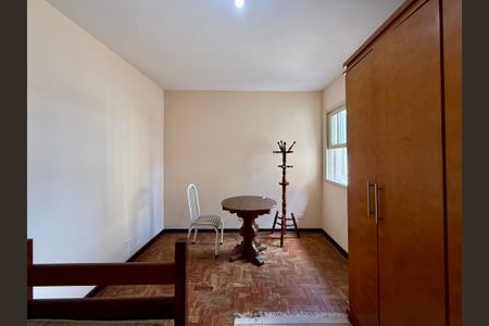 Casa à venda com 170m², 4 quartos e 2 vagas Casa à venda com 170m², 4 quartos e 2 vagasQuarto 2