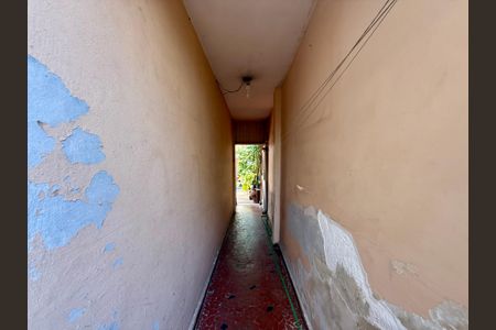 Casa à venda com 170m², 4 quartos e 2 vagas Casa à venda com 170m², 4 quartos e 2 vagasQuintal Lateral