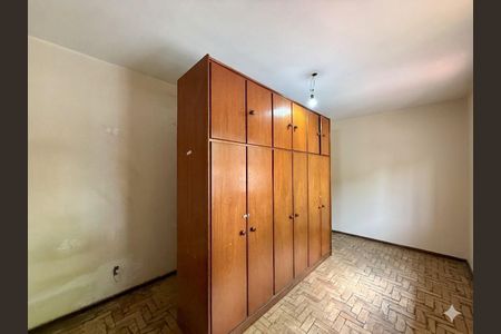 Casa à venda com 170m², 4 quartos e 2 vagas Casa à venda com 170m², 4 quartos e 2 vagasQuarto 3